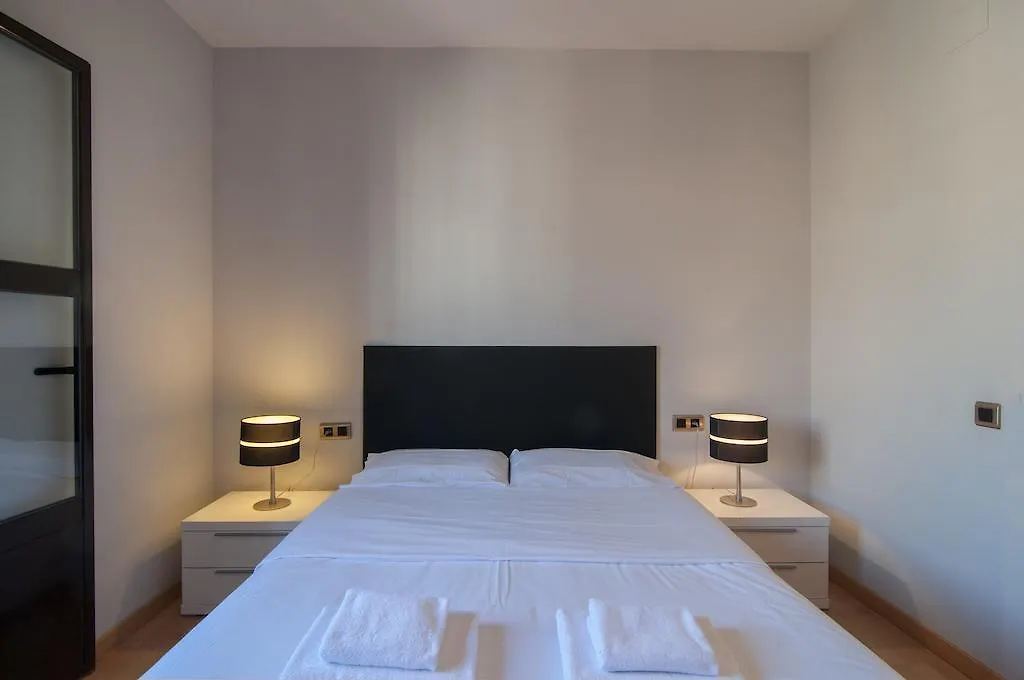 Tamarit Apartments Barselona