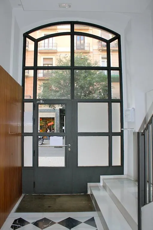 Tamarit Apartments Barselona